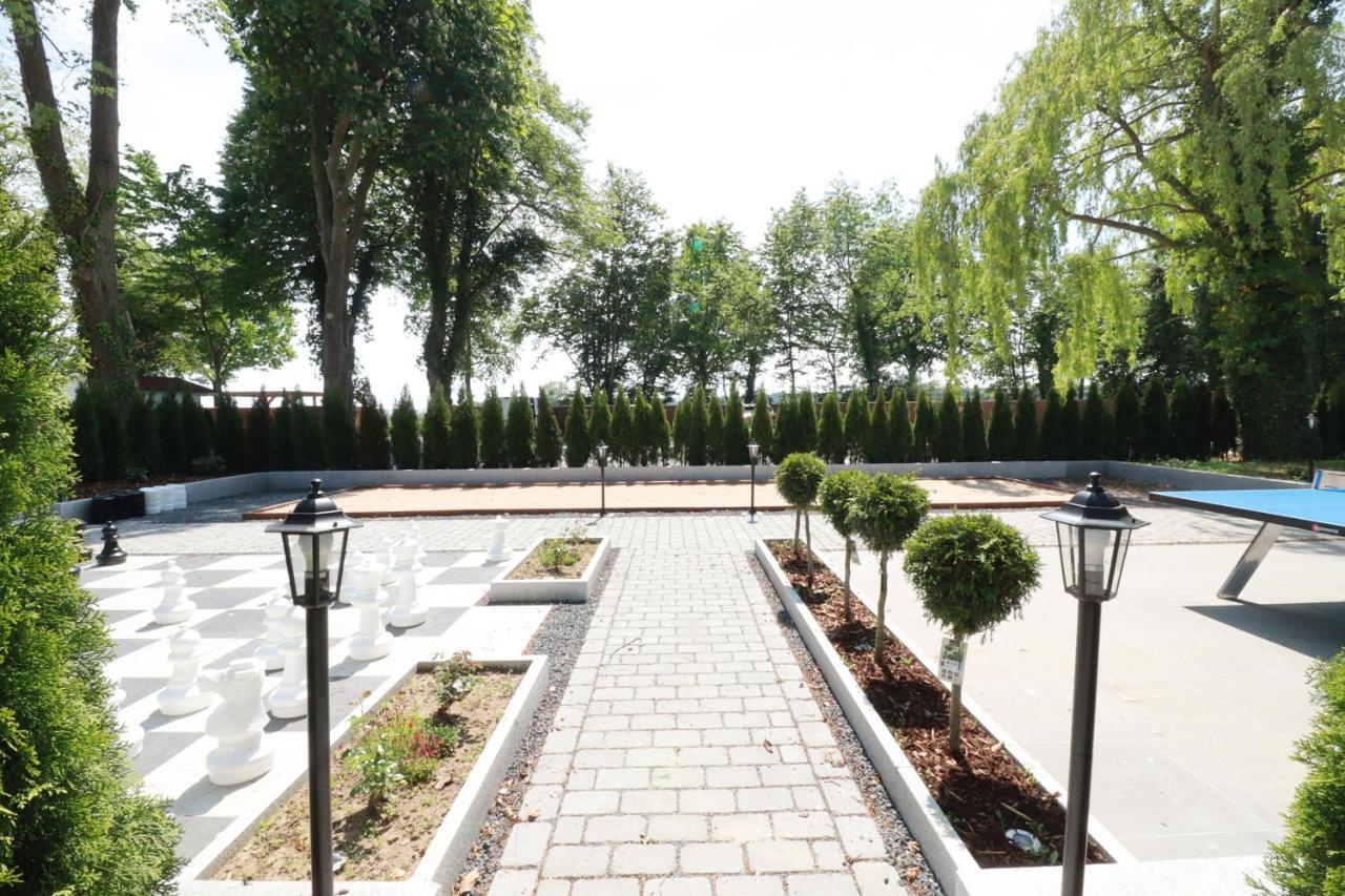 Kavaliershaus Henriettenhof 그로미츠 외부 사진